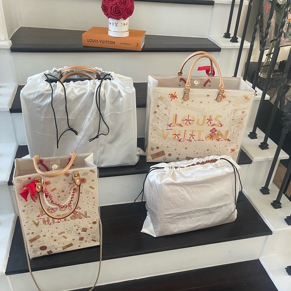 Large Louis Vuitton Holiday Edition PVC Tote - Picture 16 of 16